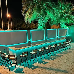3* Aparthotel Highlife